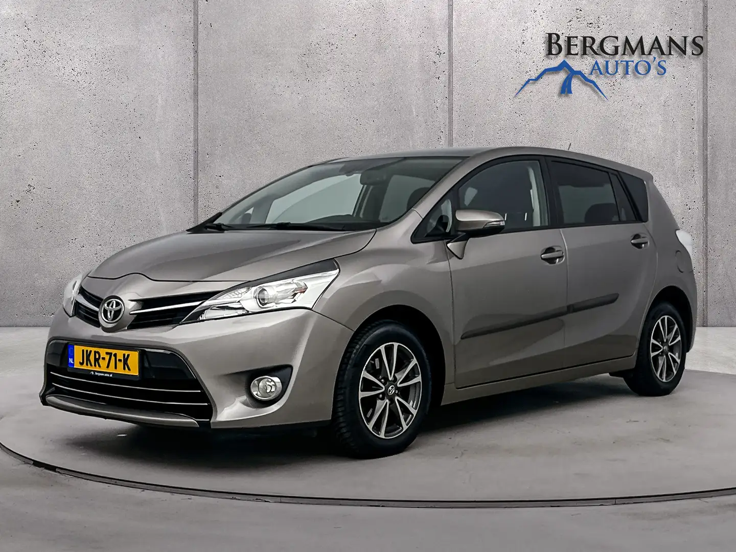 Toyota Verso - 1.8 VVT-i Dynamic // 1E EIGENAAR // PANODAK // Bruin - 1