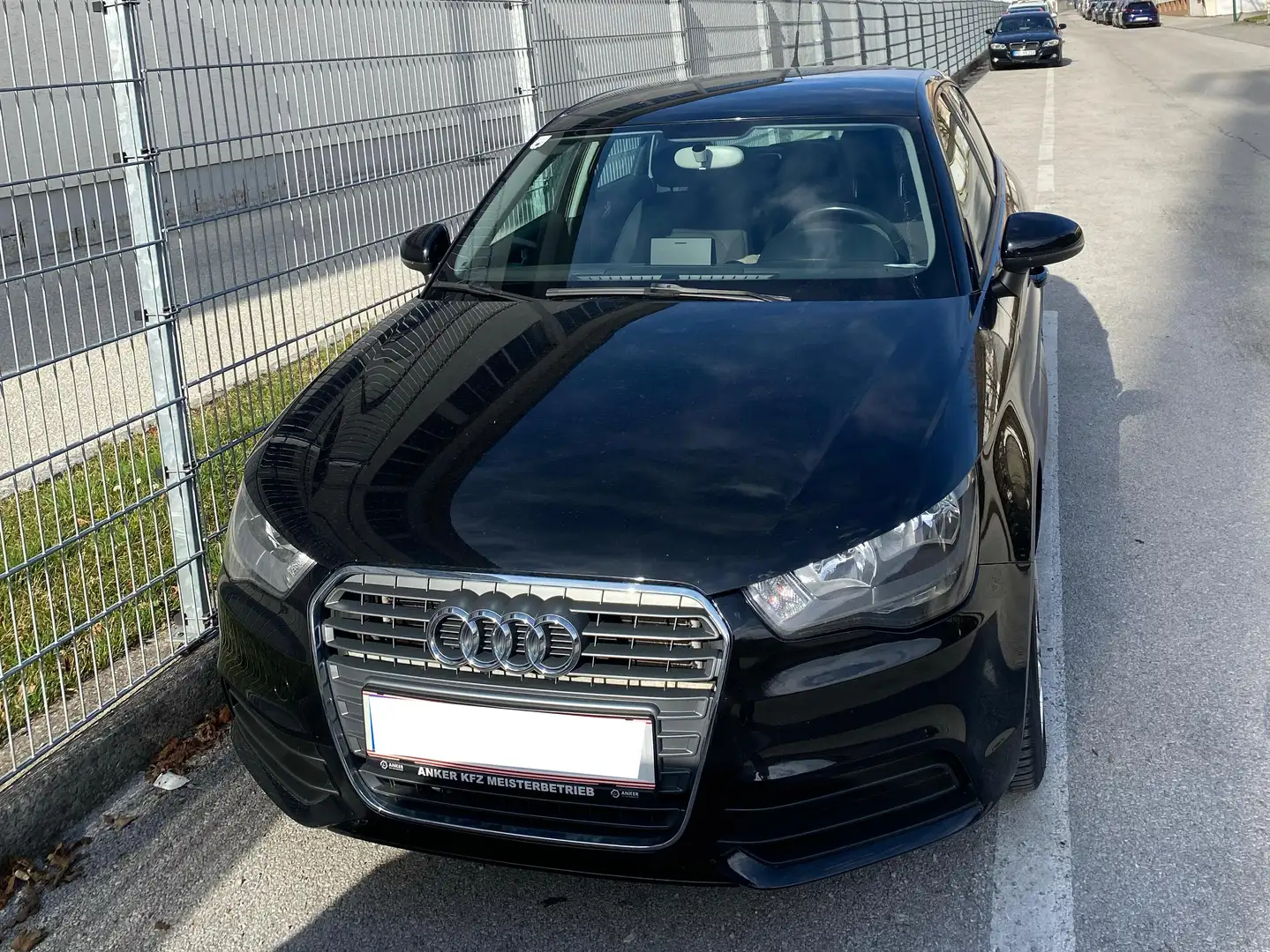Audi A1 A1 SB 1,2 TFSI Start Start Schwarz - 2