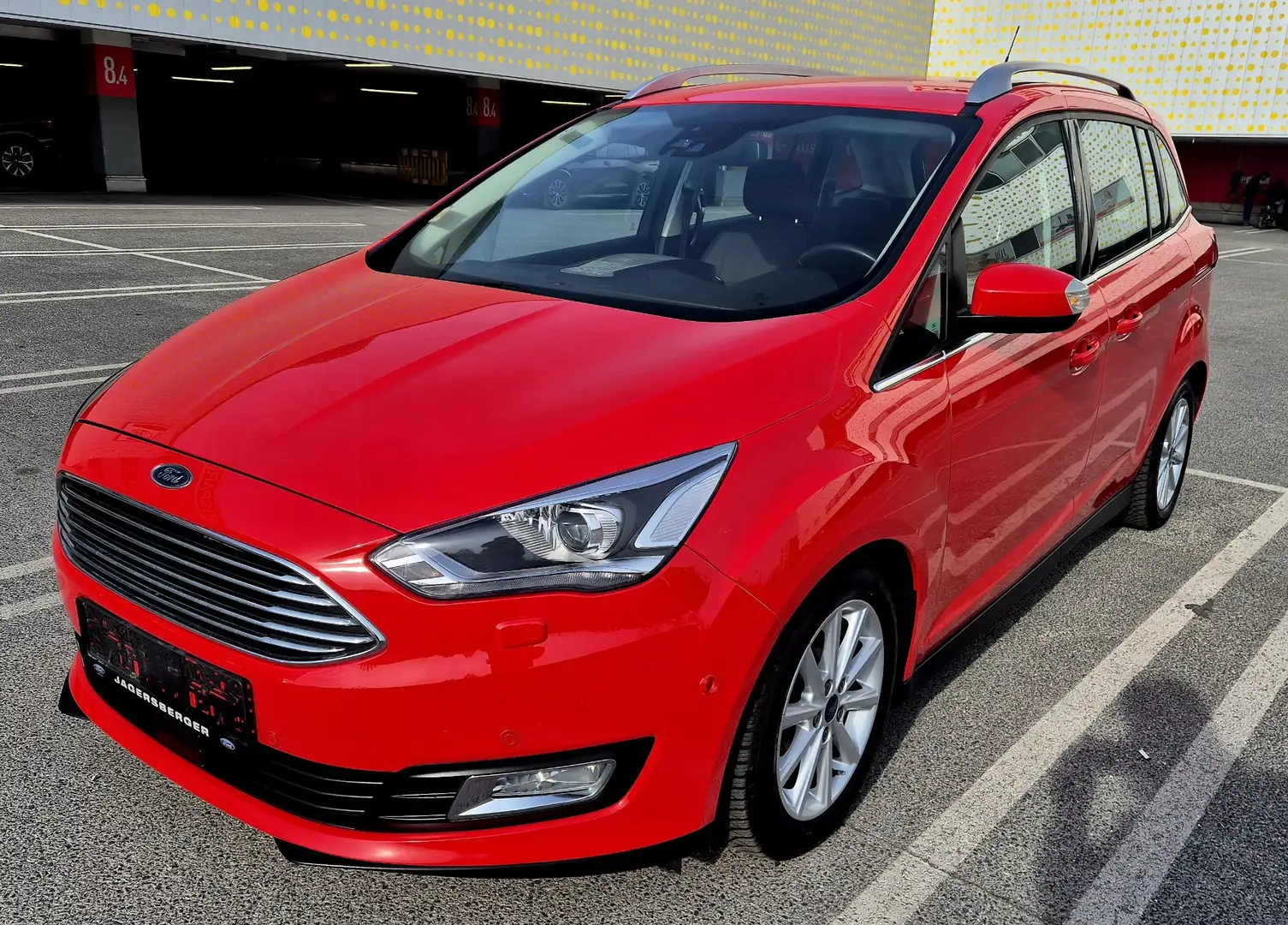 Ford Grand C-Max Grand C-MAX Titanium 1,5 TDCi Powershift Titanium Rot - 1