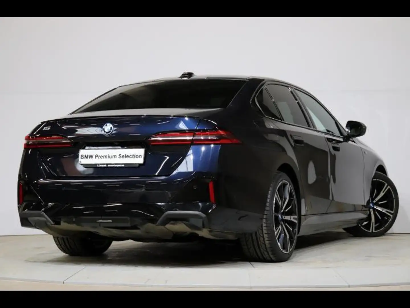 BMW i5 eDrive40 Berline Kit M Sport Comfort Seats Noir - 2