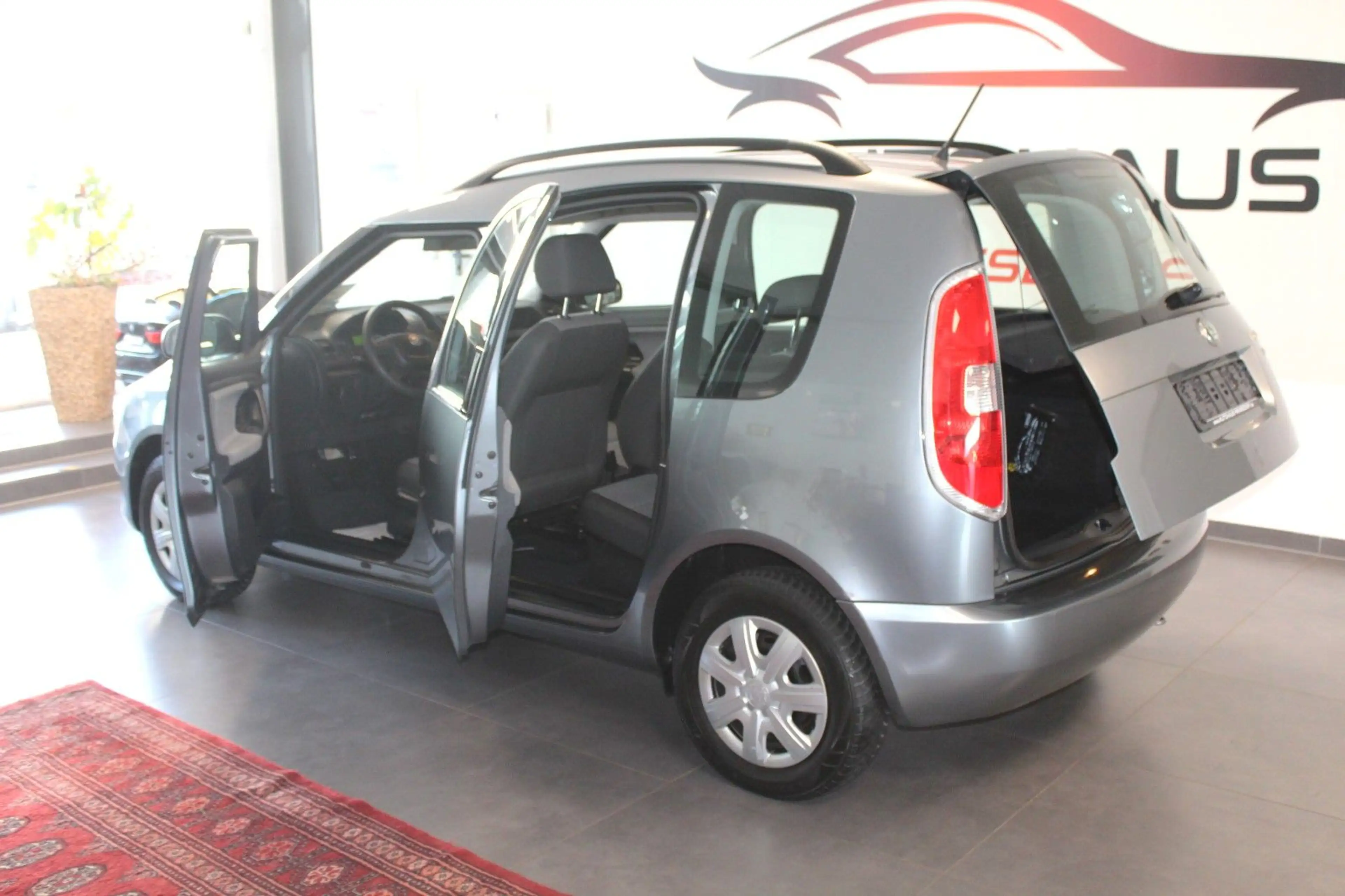 Skoda Roomster Active Plus Edition — photo 7