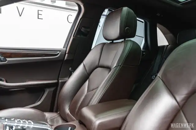 Porsche Macan S II SONDERLACKIERUNG PTS ACC BURMESTER PANORAMA Ansicht 35