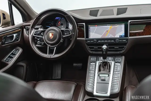 Porsche Macan S II SONDERLACKIERUNG PTS ACC BURMESTER PANORAMA Ansicht 33