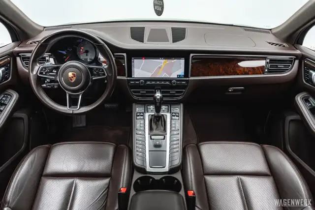 Porsche Macan S II SONDERLACKIERUNG PTS ACC BURMESTER PANORAMA Ansicht 32