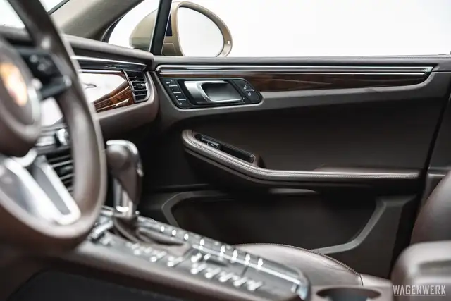 Porsche Macan S II SONDERLACKIERUNG PTS ACC BURMESTER PANORAMA Ansicht 49