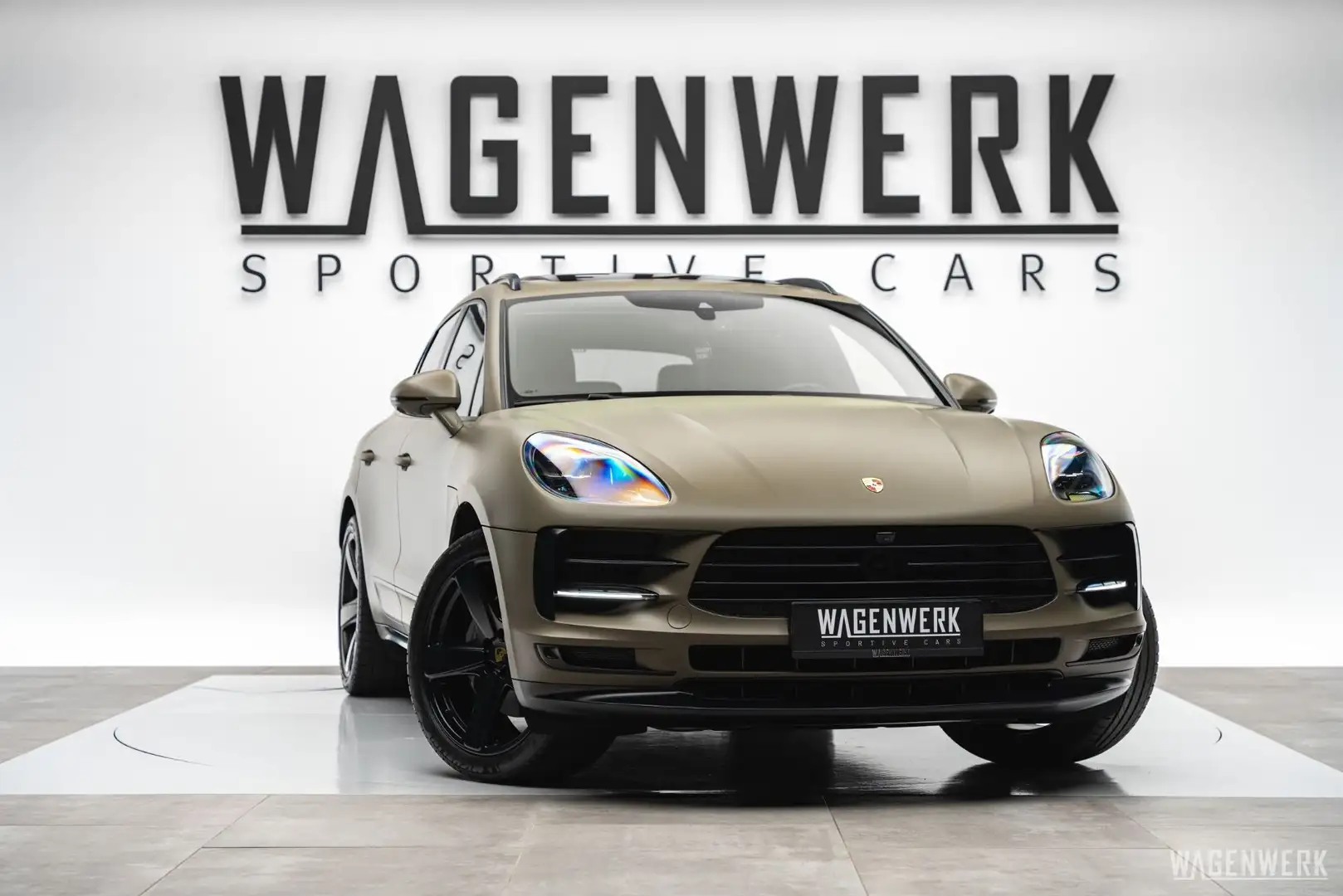 Porsche Macan S II SONDERLACKIERUNG PTS ACC BURMESTER PANORAMA Grün - 1