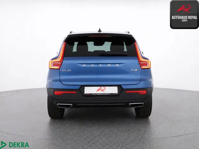 Volvo XC40 view 4