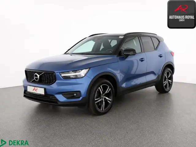 2019 Volvo XC40 in Blue for sale