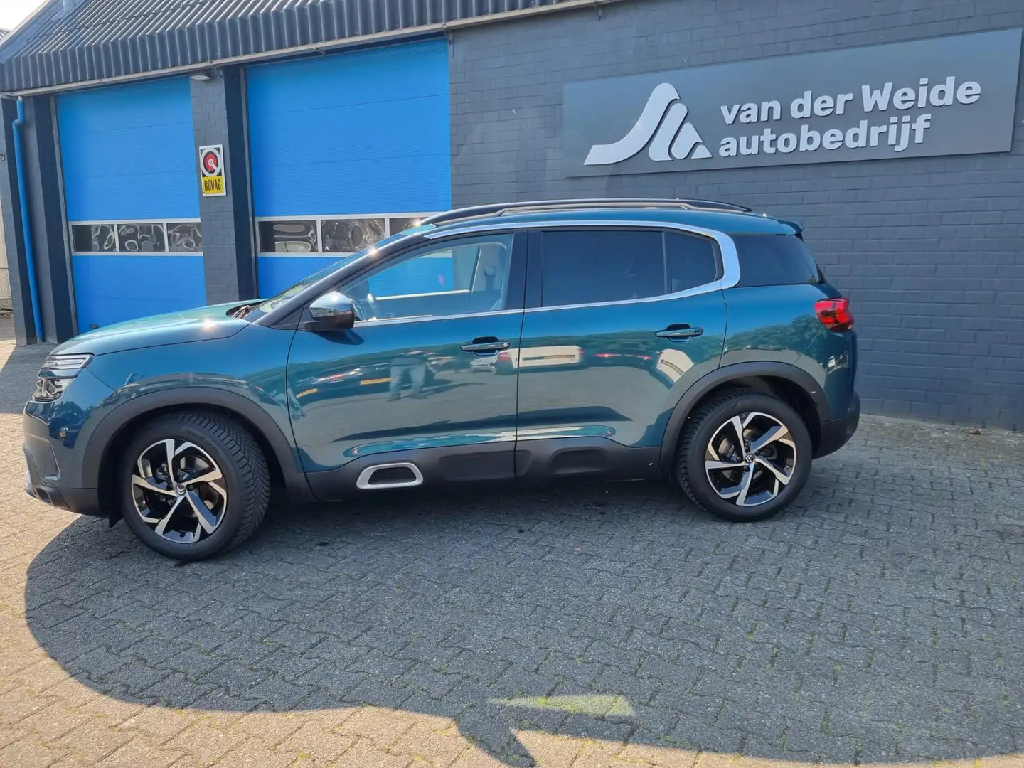 Citroen C5 Aircross 1.2 PureTech Business Plus, Panoramadak Groen - 2