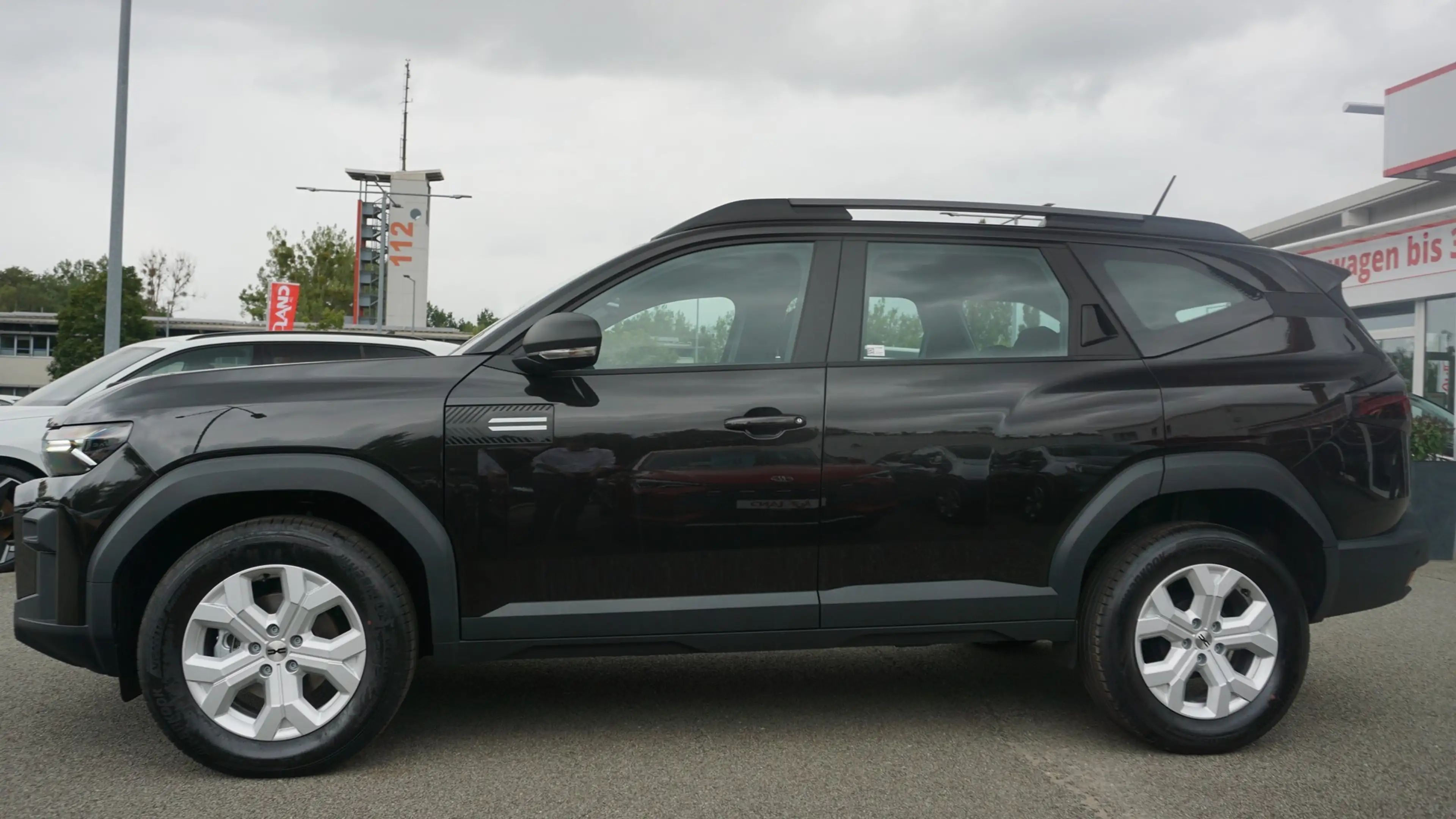 Dacia Bigster Essential 140 mHev LED Kamera Tempomat — photo 3