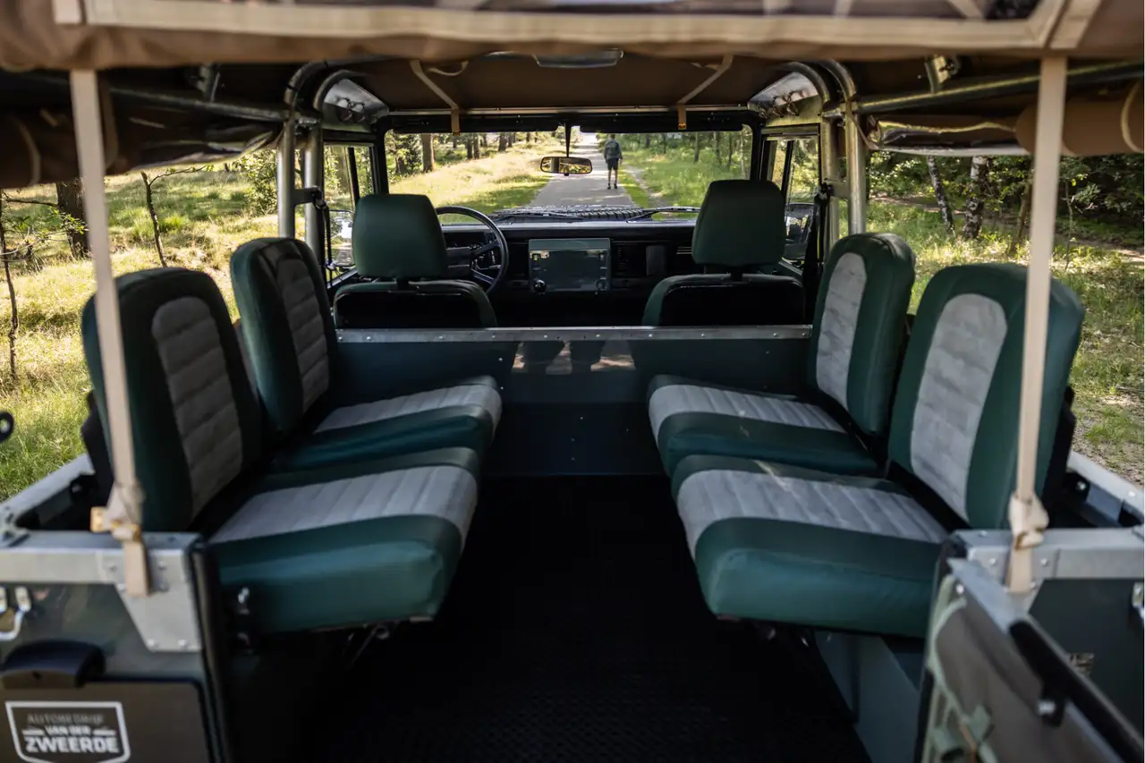 Land Rover Defender 90 benzine 2.5 gerestaureerd Wegenbelastingvrij!, foto 7