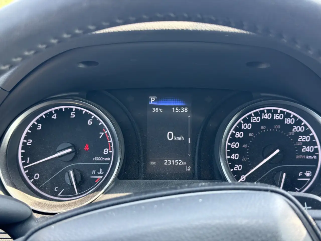 Toyota Camry снимка Toyota Camry