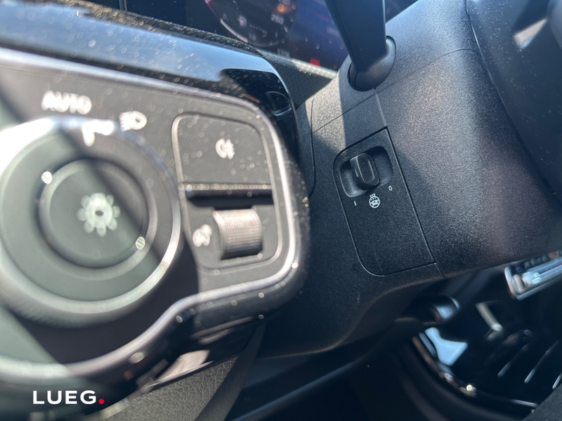 Mercedes-Benz CLA 220 d Shooting Brake AMG+360+MULTIB+HUD+PANO — photo 21