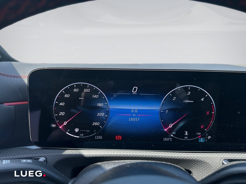 Mercedes-Benz CLA 220 d Shooting Brake AMG+360+MULTIB+HUD+PANO — photo 15