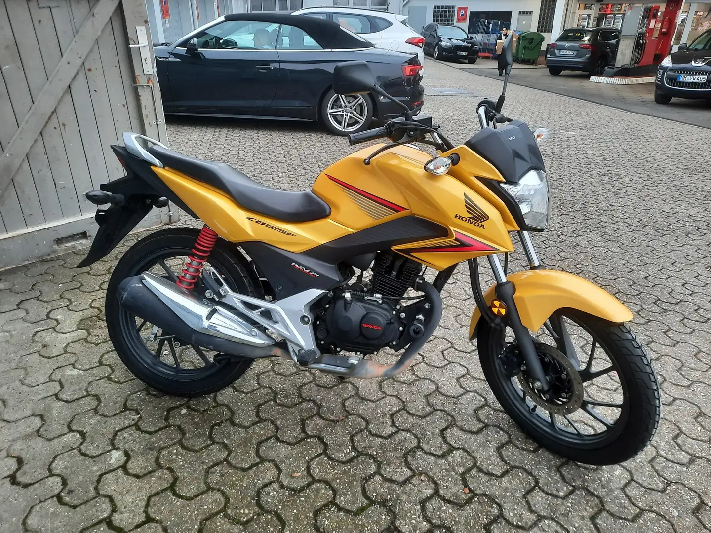 Honda CB 125 F 1.Hand TÜV neu!!!! neue Reifen,Kette,Öl!!! Amarillo - 2