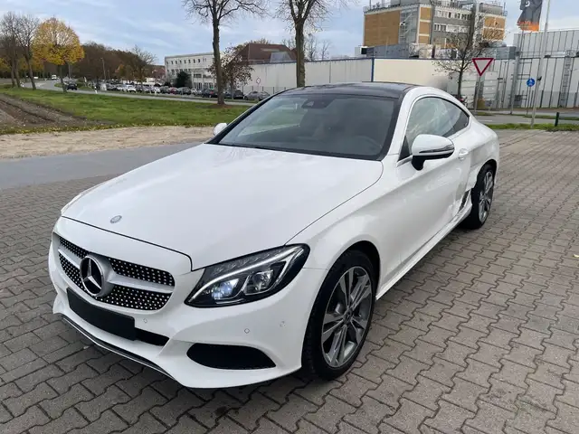 Mercedes-Benz C 200 C -Klasse Coupe C 200 4Matic