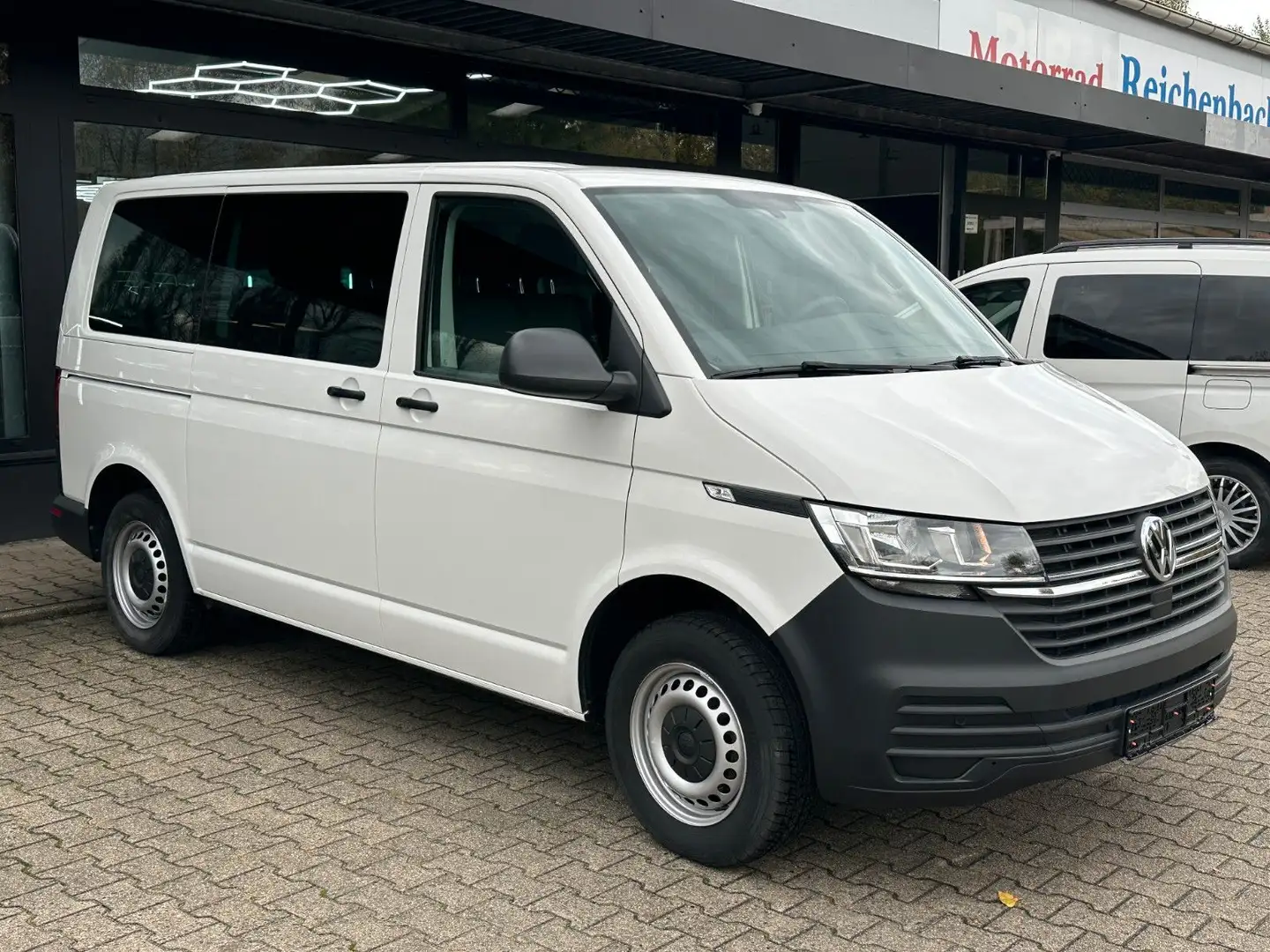 Volkswagen T6 Transporter T6.1 2.0 TDI Kombi EcoProfi *9-Sitzer* 2x Klima Weiß - 1