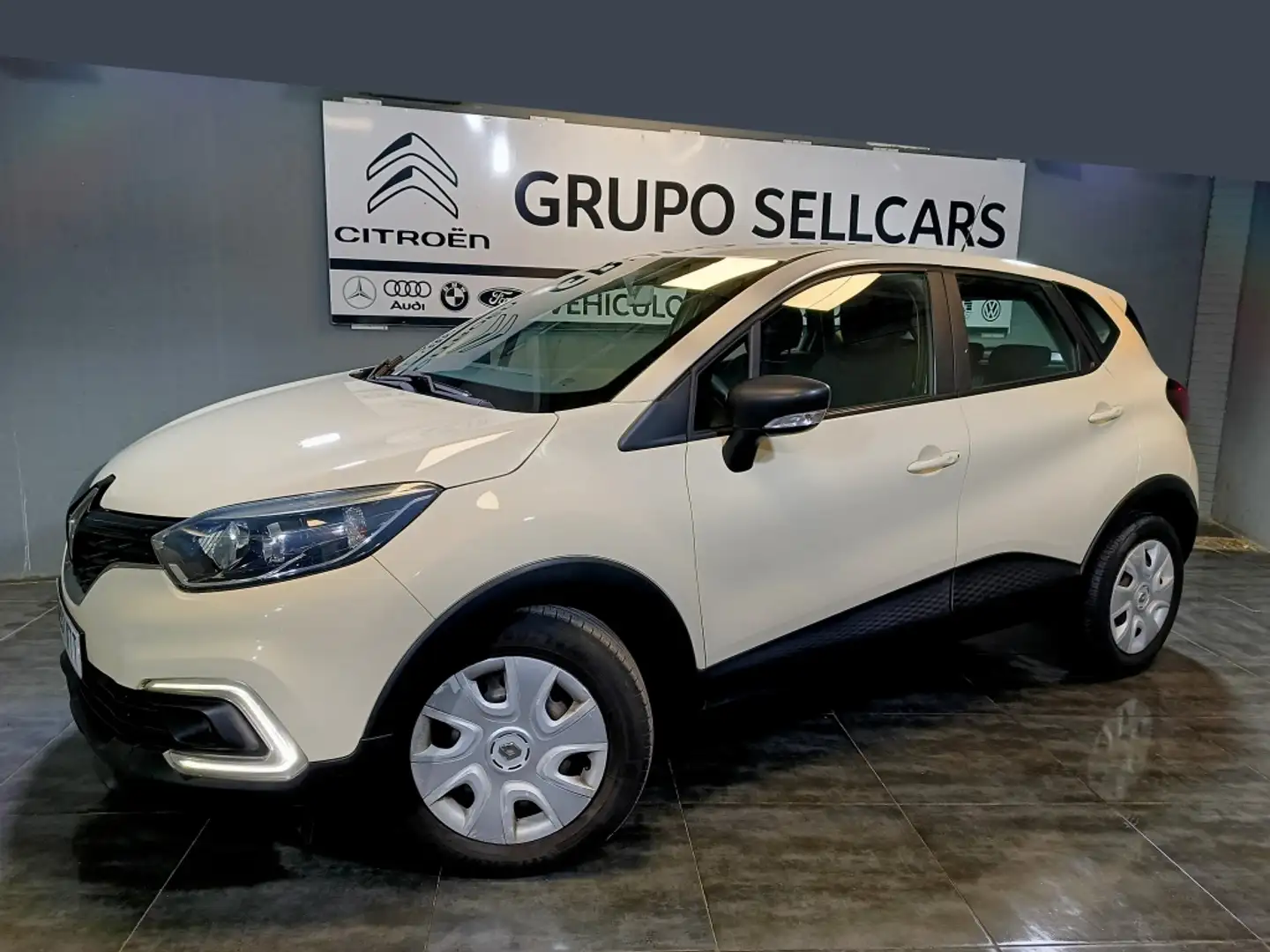 Renault Captur 1.5dCi Energy eco2 Life 66kW Beige - 2