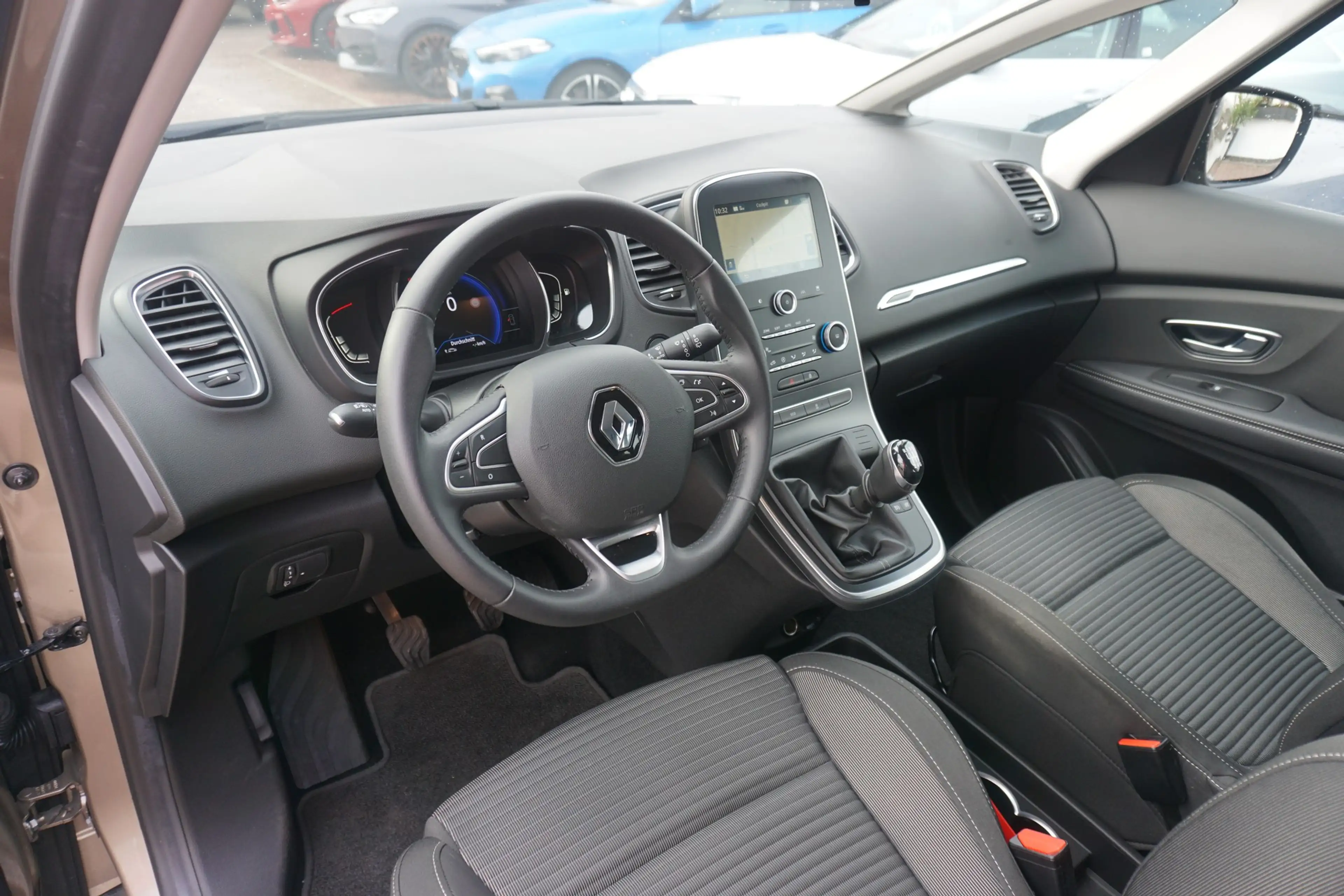Renault Scenic 1.3 TCE Experience Navi Digitales Cockpit — photo 10