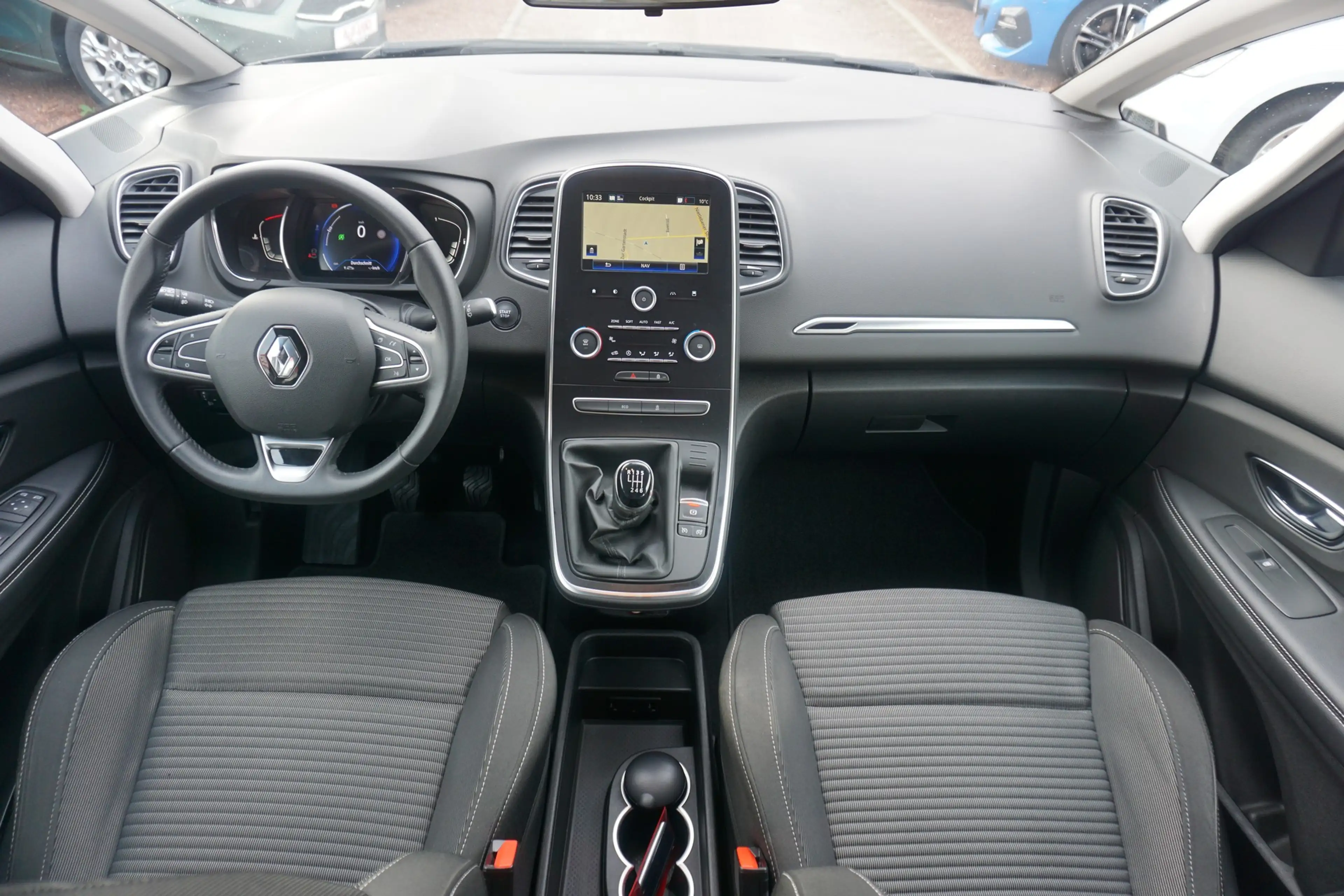 Renault Scenic 1.3 TCE Experience Navi Digitales Cockpit — photo 8