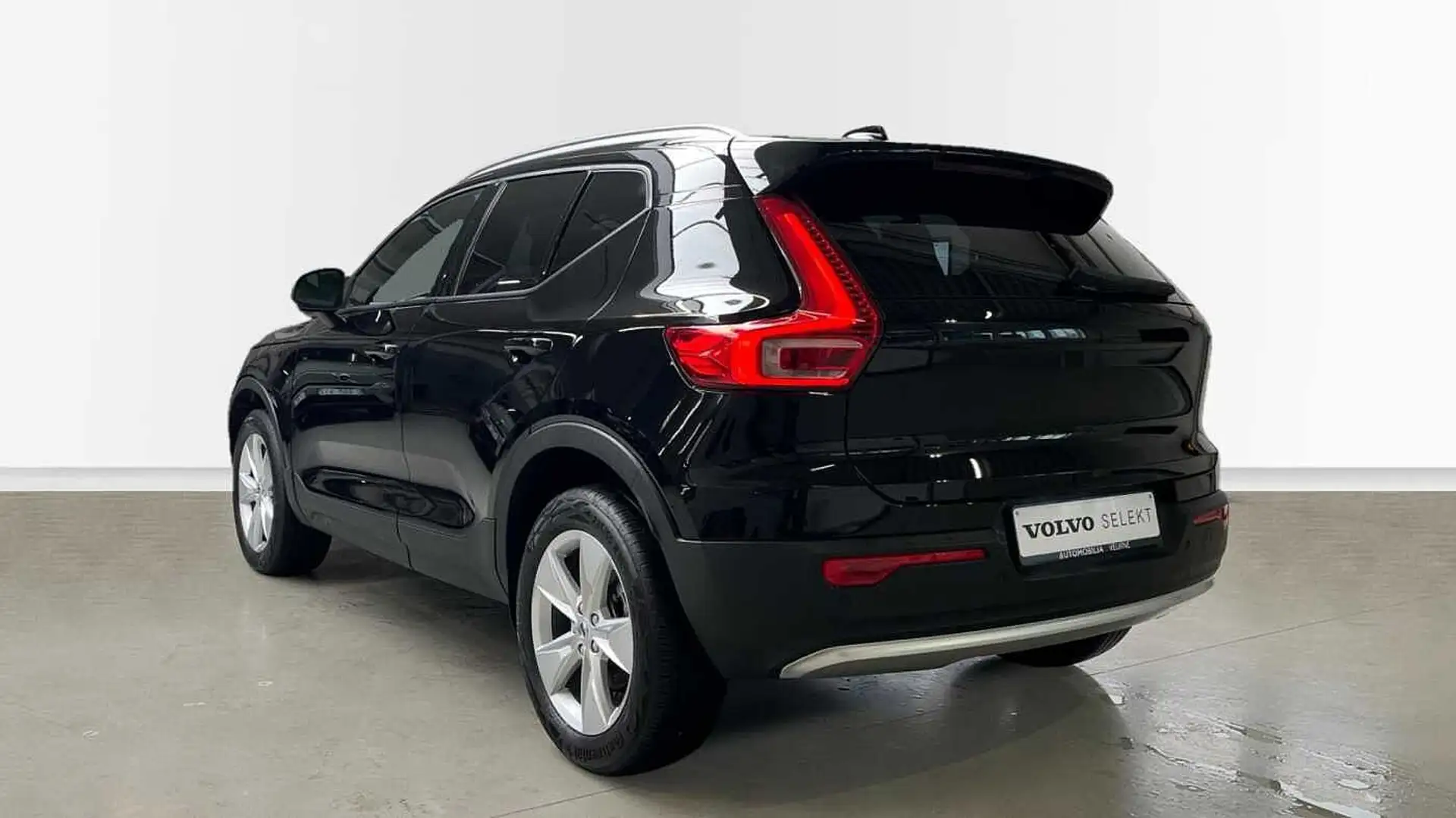 Volvo XC40 Core B3 Mild hybride | Camera | Zetelverw | Verwar Negro - 2