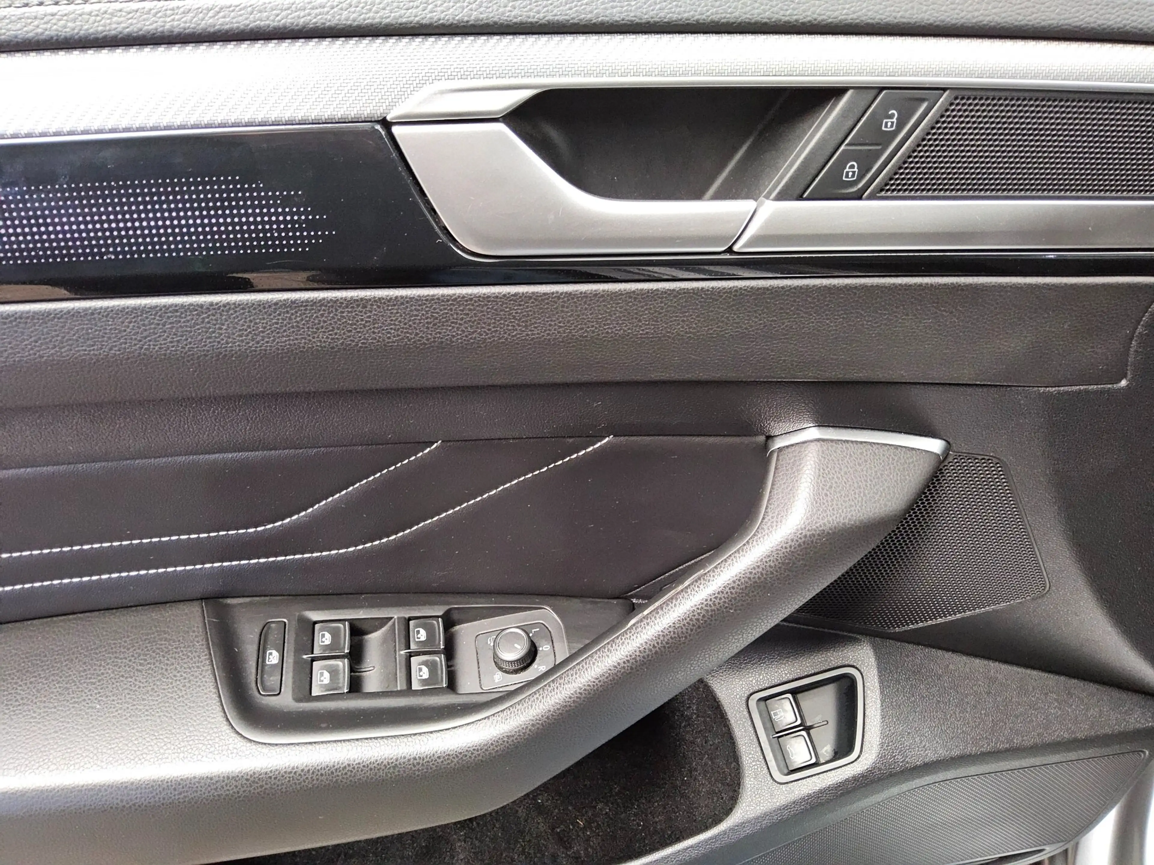 Volkswagen Arteon — photo 10