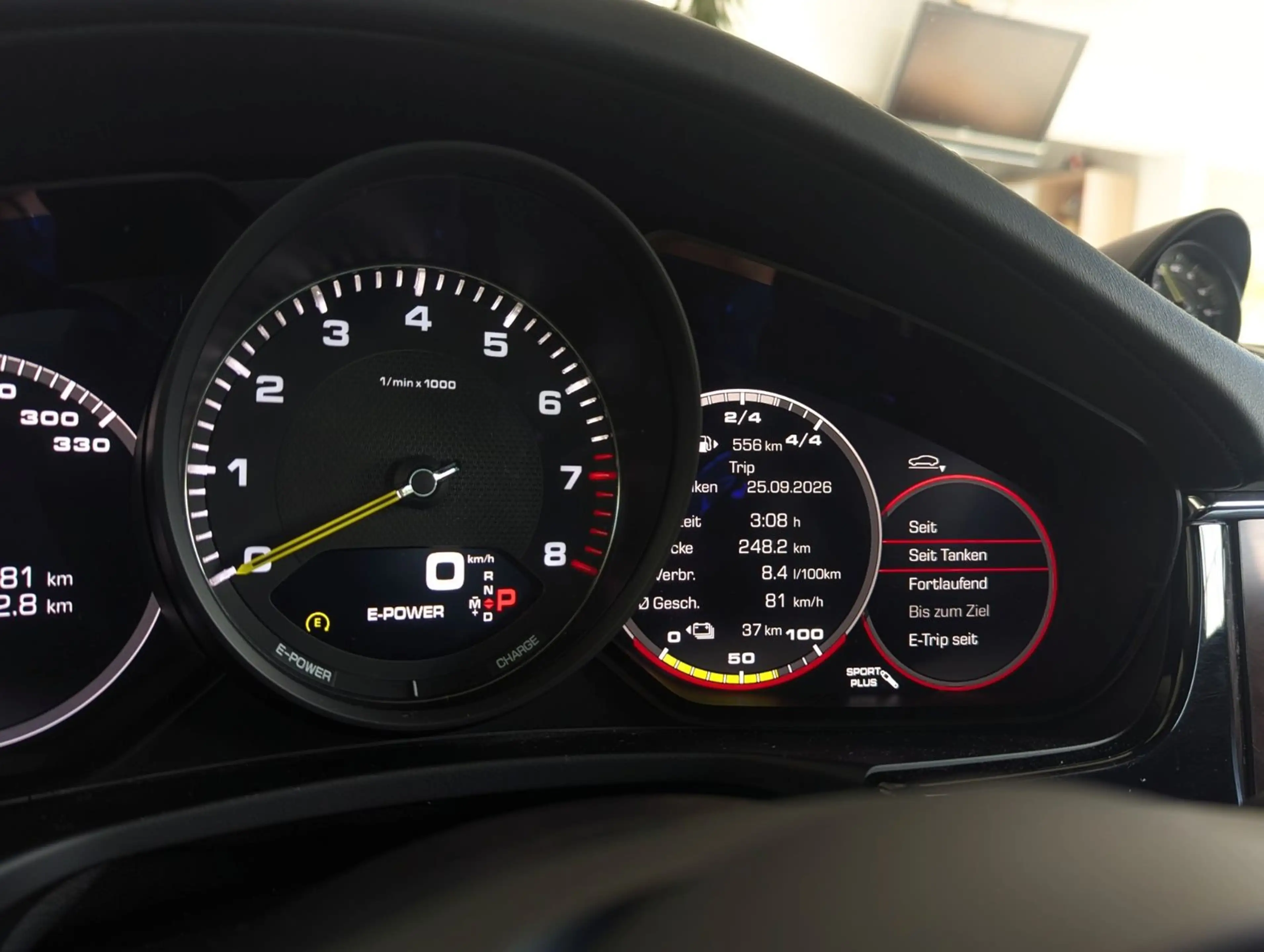 Porsche Panamera 4 S E-Hybrid /PASM/Pano/HuD/BOSE/Soft — photo 10