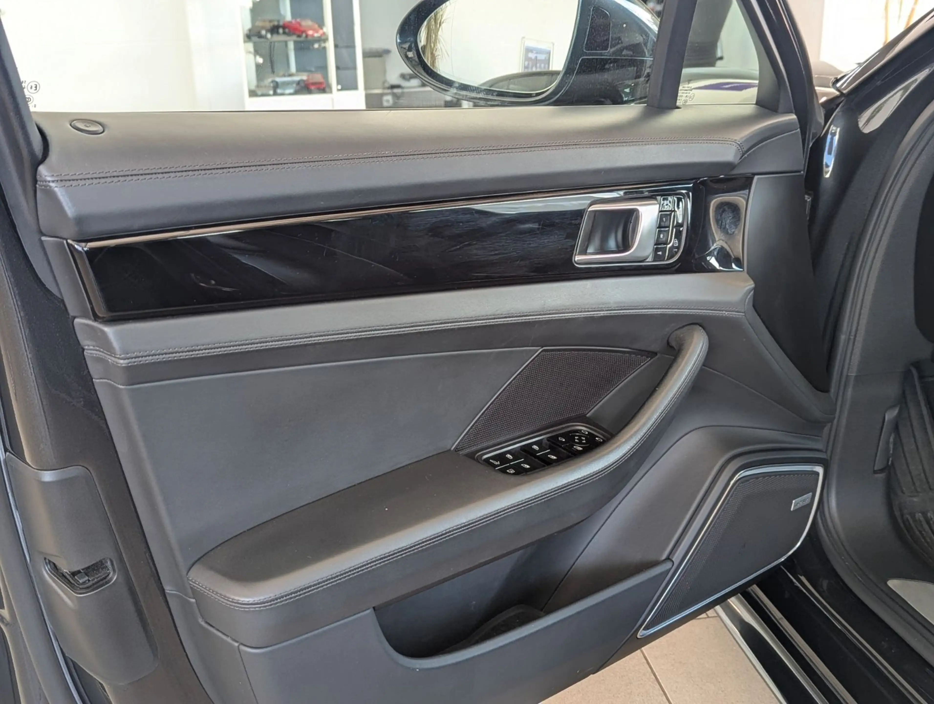 Porsche Panamera 4 S E-Hybrid /PASM/Pano/HuD/BOSE/Soft — photo 6