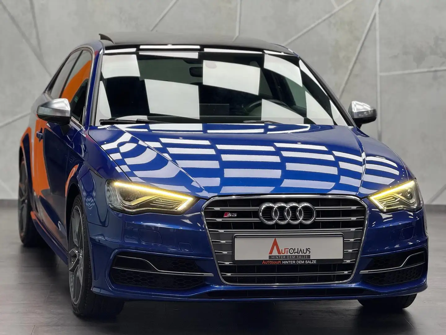 Audi S3 2.0 TFSI quattro 2.0TFSI |PANO|B&O|SEPANGBLAU Blau - 2