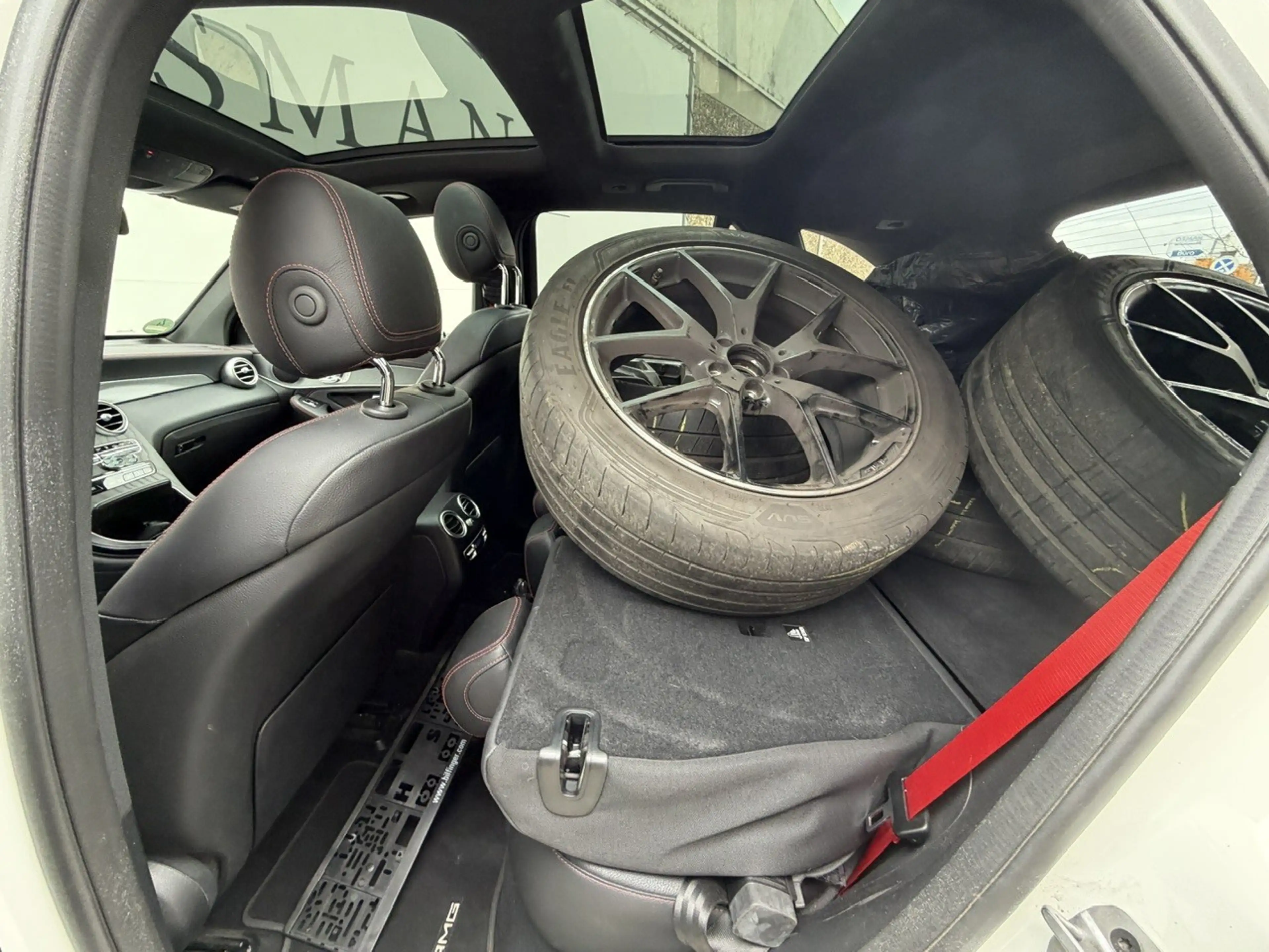 Mercedes-Benz GLC 220 d 4Matic 9G-TRONIC AMG Line Plus — photo 4