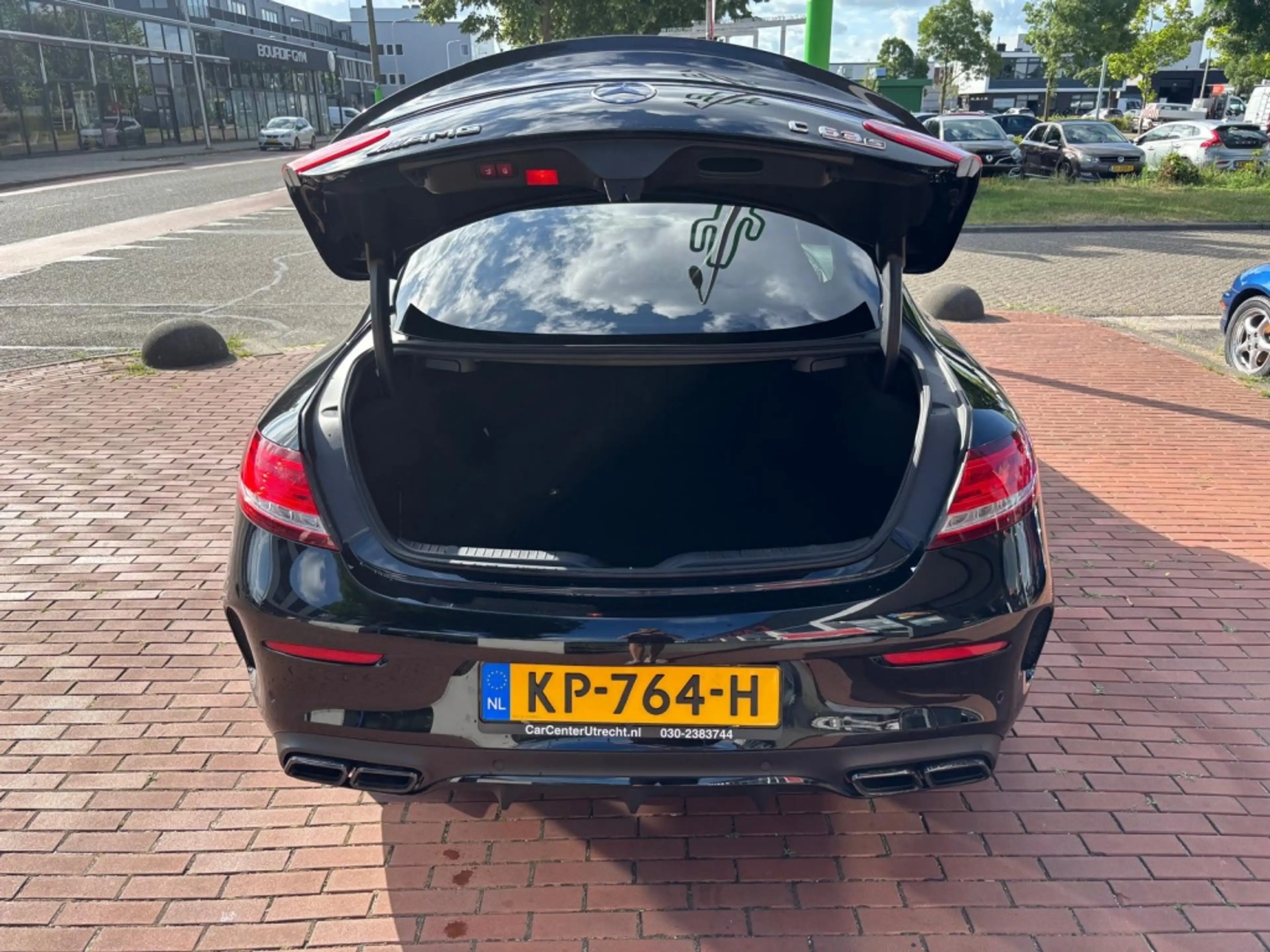 Mercedes-Benz C 63 AMG Coupé AMG S — photo 11