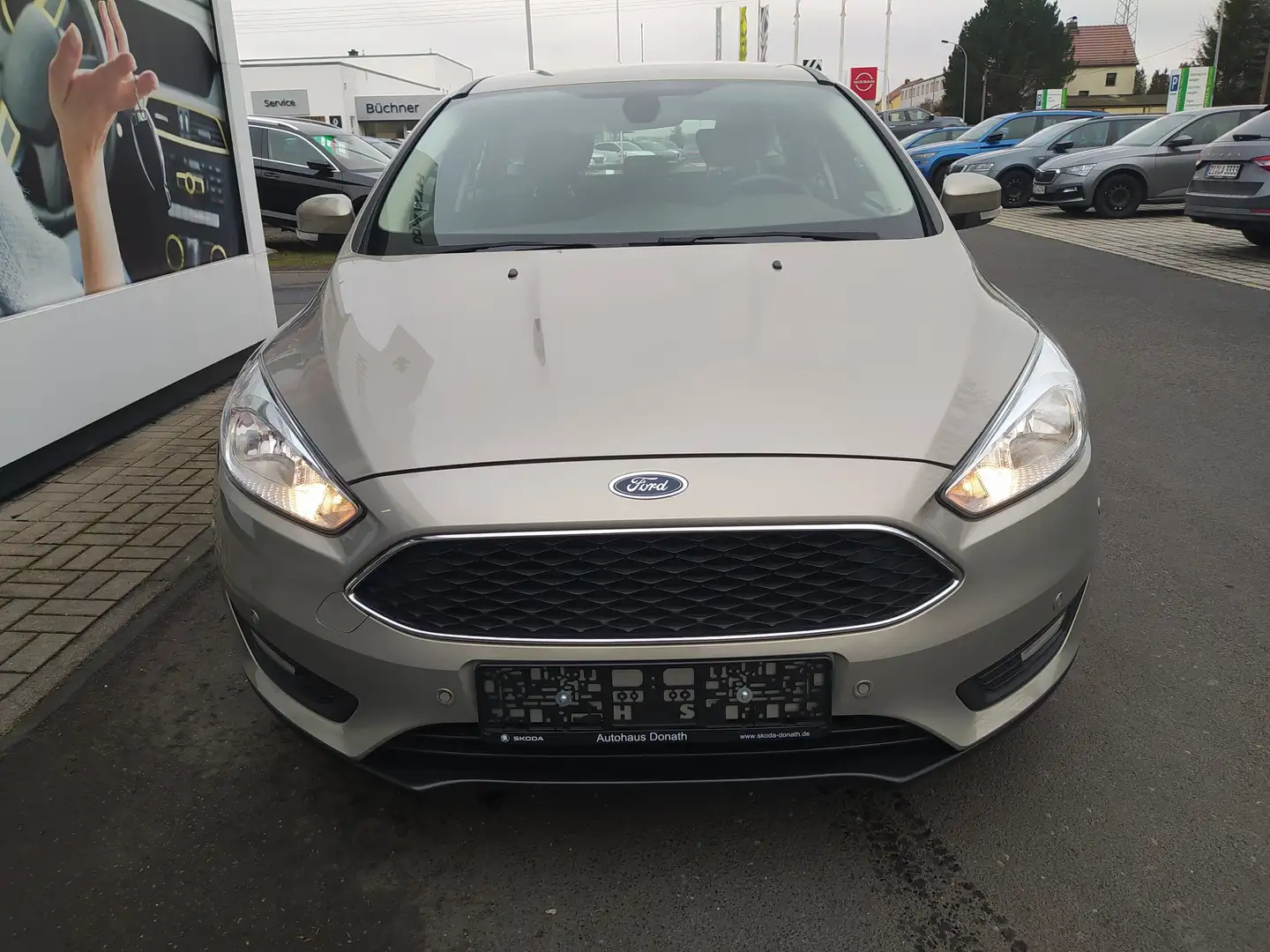 Ford Focus Business Beige - 2