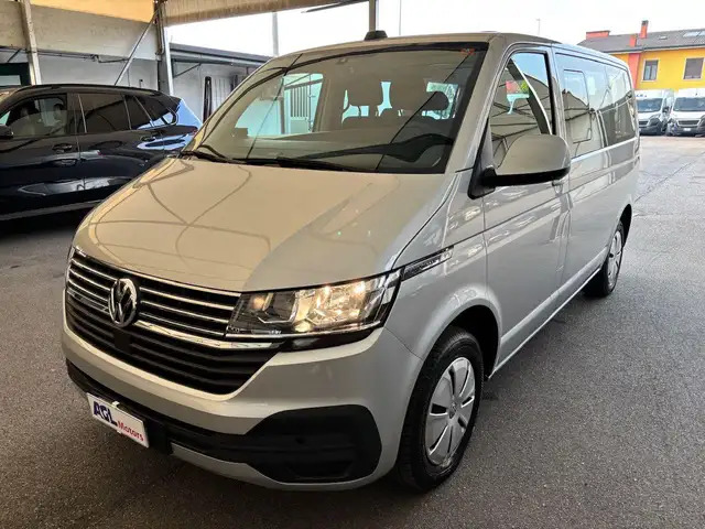 Volkswagen T6.1 Caravelle 2.0 TDI 150CV PC Comfortline 9 POSTI