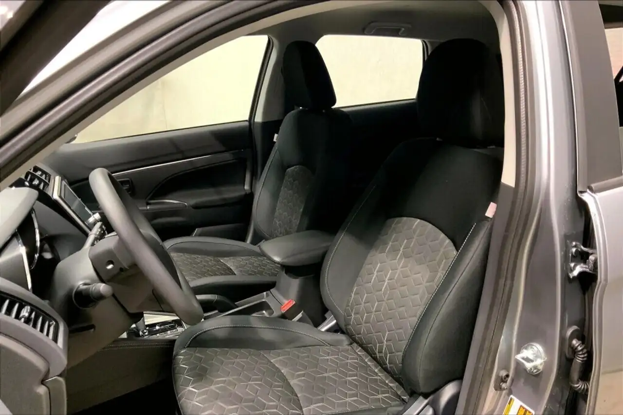 Mitsubishi RVR снимка Mitsubishi RVR
