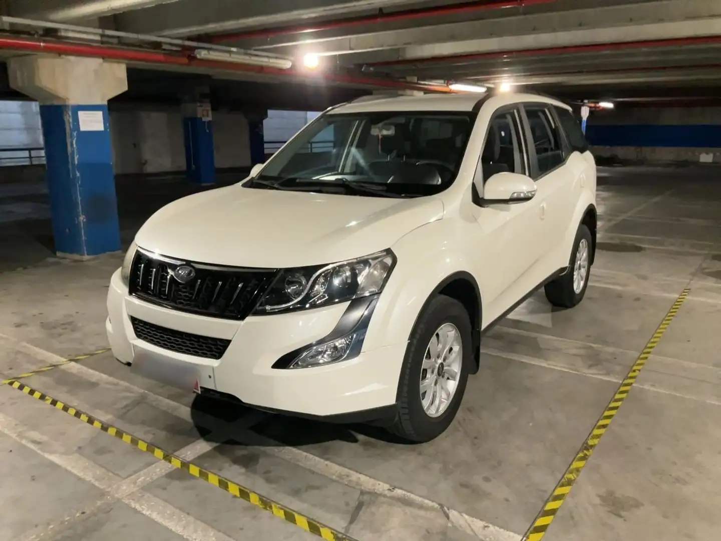 Mahindra XUV500 XUV500 2.2 Bianco - 1