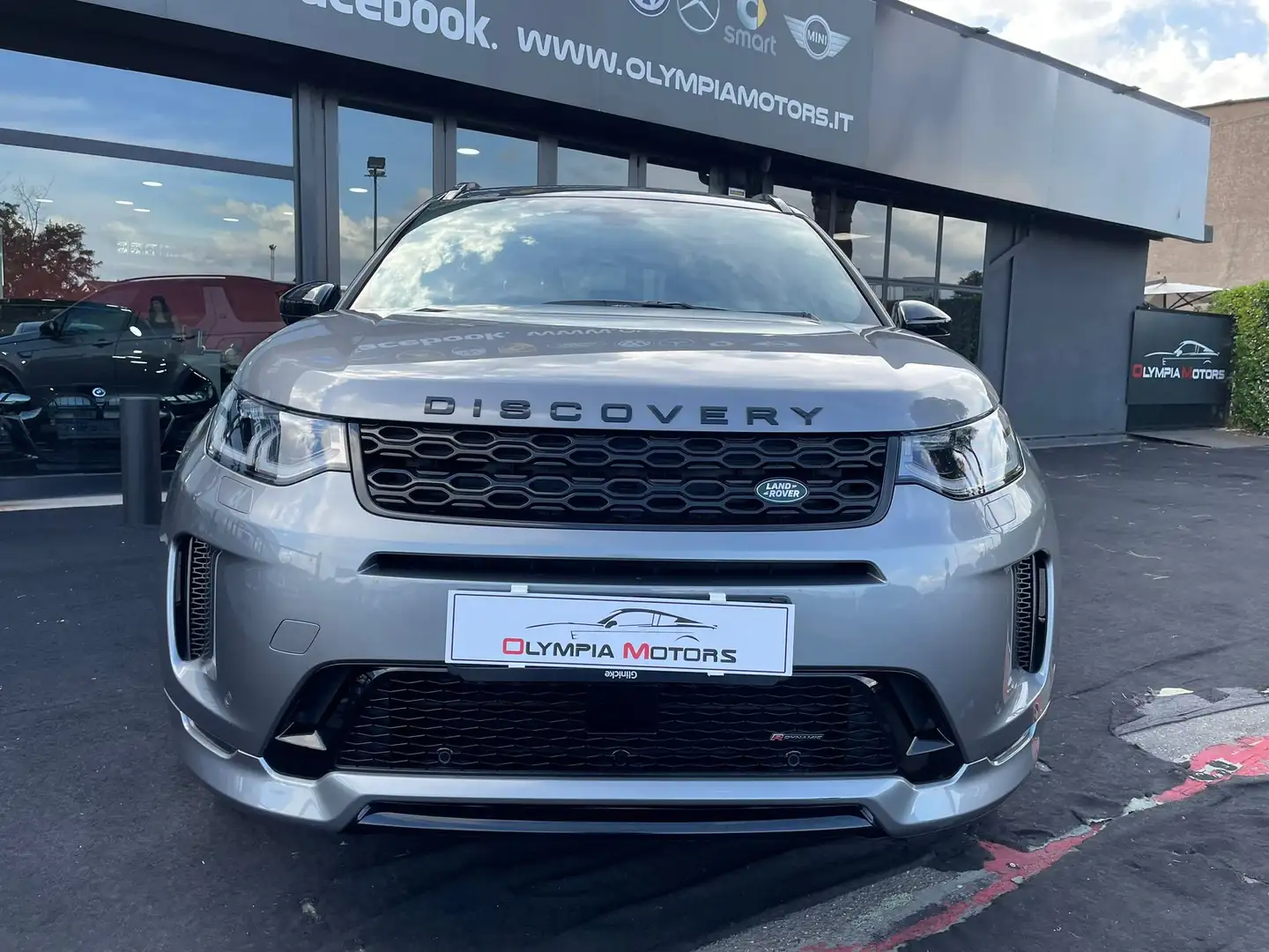 Land Rover Discovery Sport D200 SE AWD 7POSTI R DYNAMIC NAVI LED KAMERA TETTO Szürke - 2