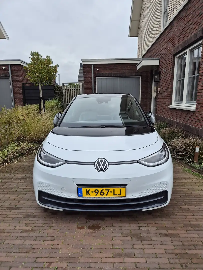Volkswagen ID.3 First Plus 58 kWh White - 1