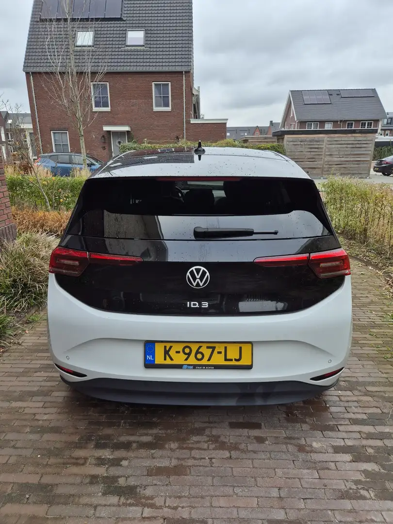 Volkswagen ID.3 First Plus 58 kWh White - 2