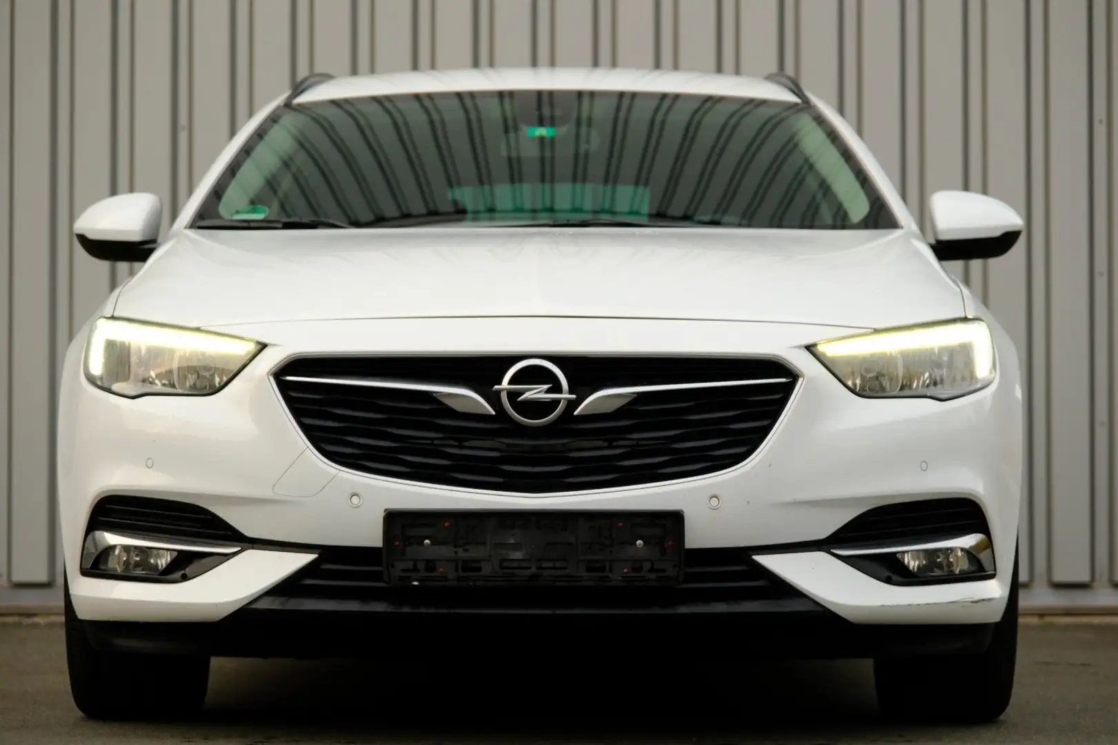 Opel Insignia B Sports Tourer 2,0CDTi Edition/MwSt Blanc - 2