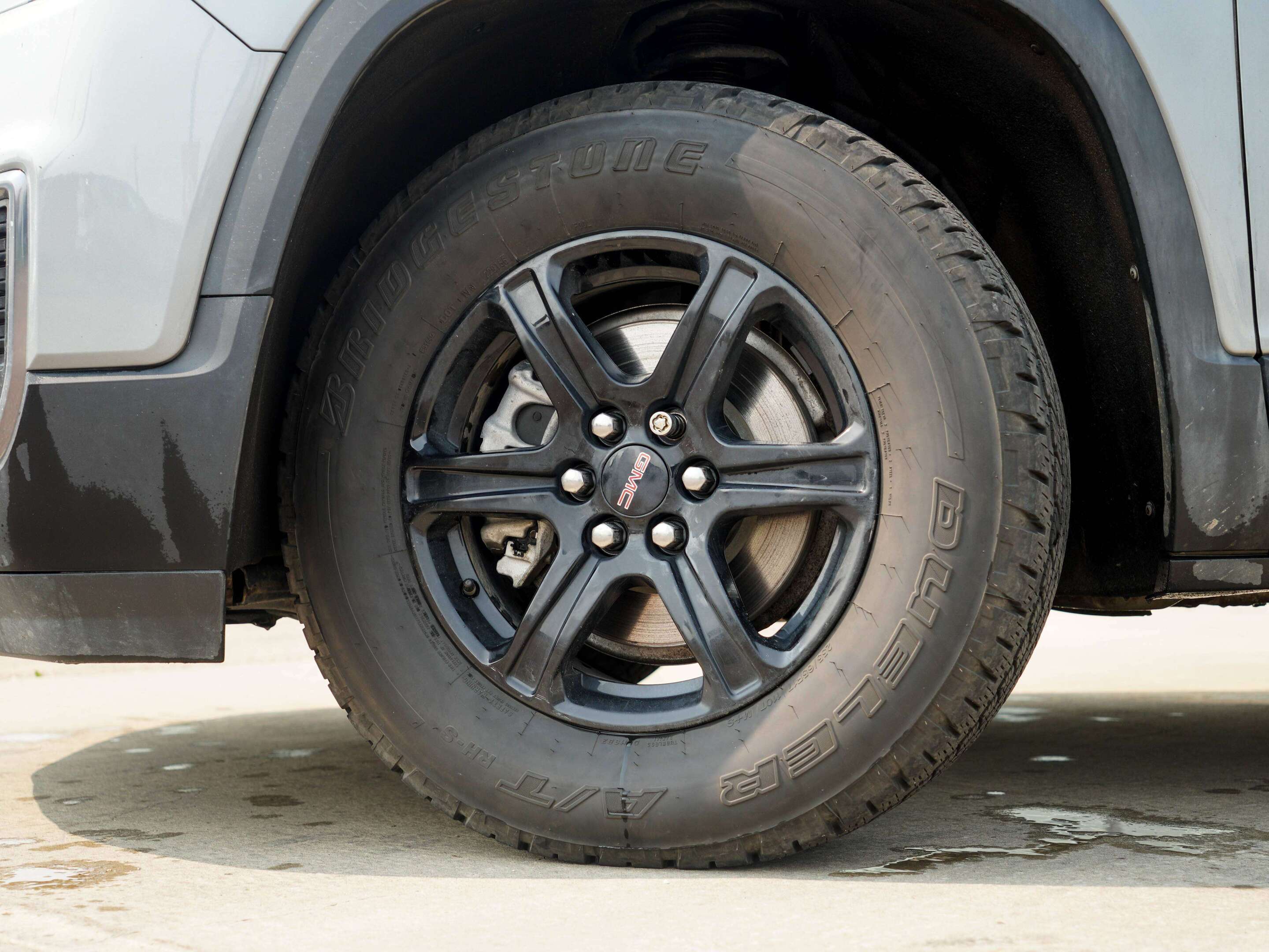 2023 GMC Acadia