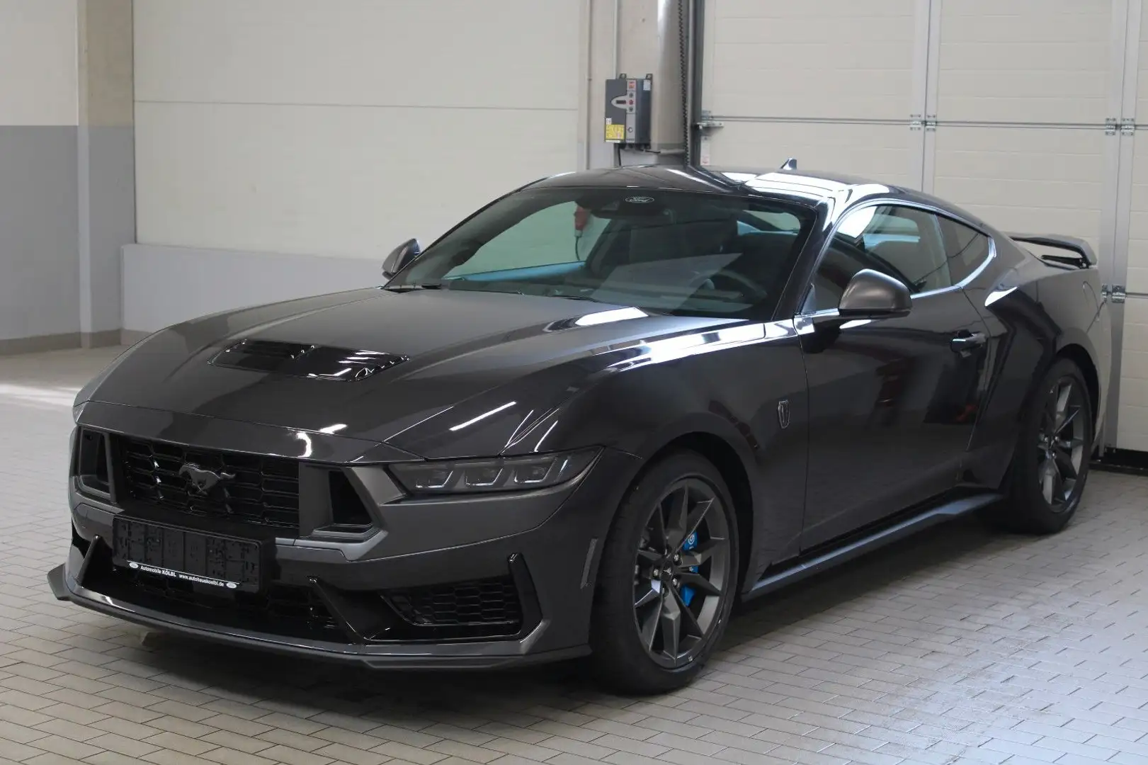 Ford Mustang Fastback Dark Horse Aut., MAGNERIDE/B&O Gris - 2