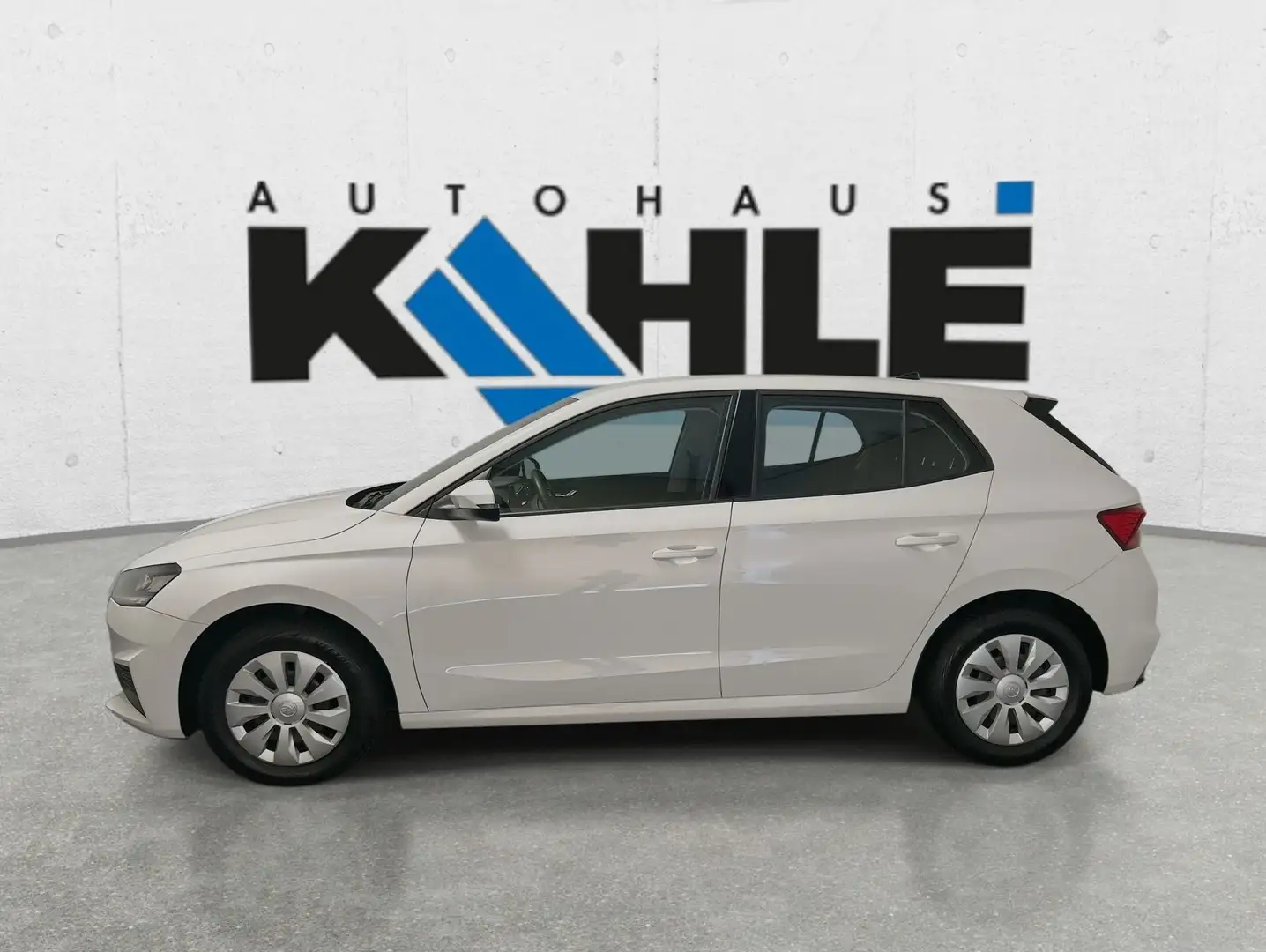 Skoda Fabia 1.0 MPI Ambition CarPlay LED PDC Klima Blanc - 2