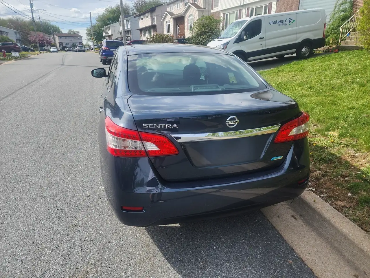 Nissan Sentra снимка Nissan Sentra
