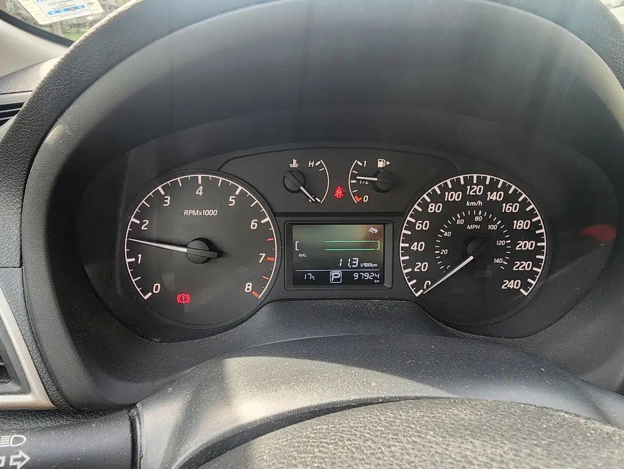 Nissan Sentra снимка Nissan Sentra