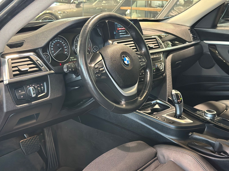 BMW 320 320d Sport Line Aut. 2.HA/S-HE — photo 15