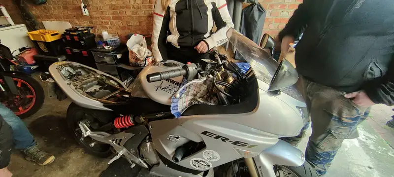 Kawasaki ER-6f - foto 5