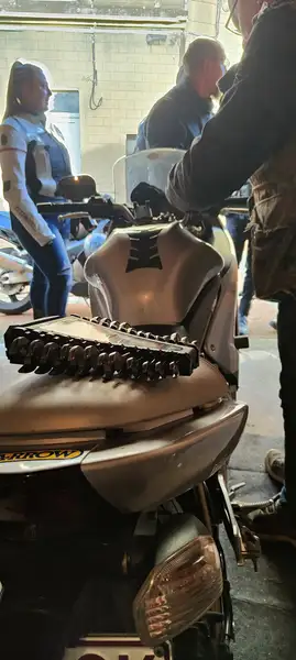 Kawasaki ER-6f - foto 6