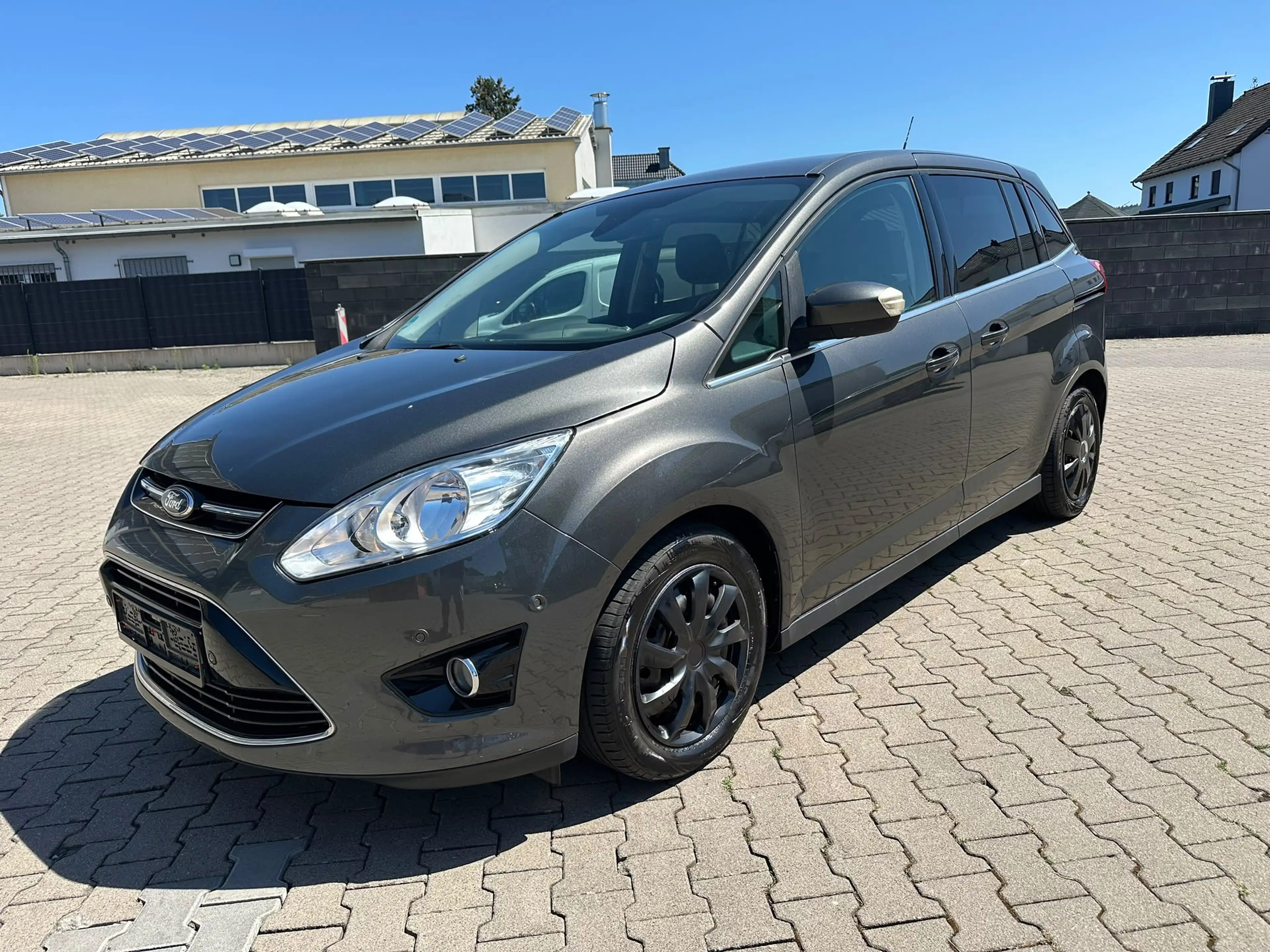 Ford Grand C-Max Titanium
