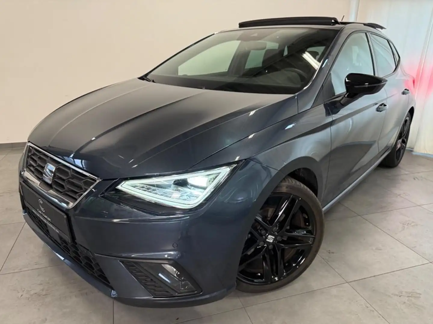 SEAT Ibiza FR 1.0TSI DSG PANO KAMERA LED APP Grau - 1