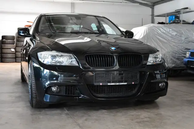 BMW 3 Series view 12